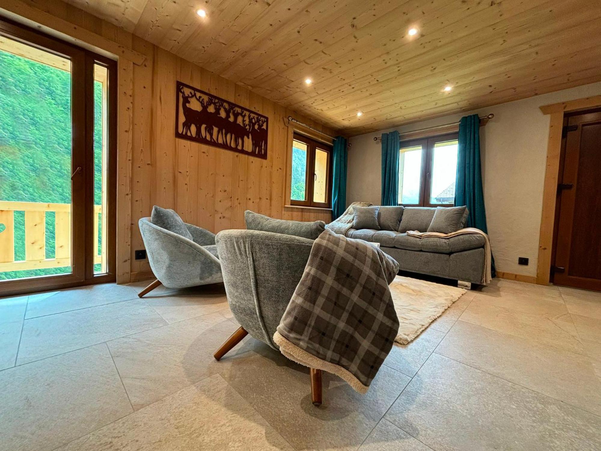 Chalet L'Aberiot Монрьон Экстерьер фото