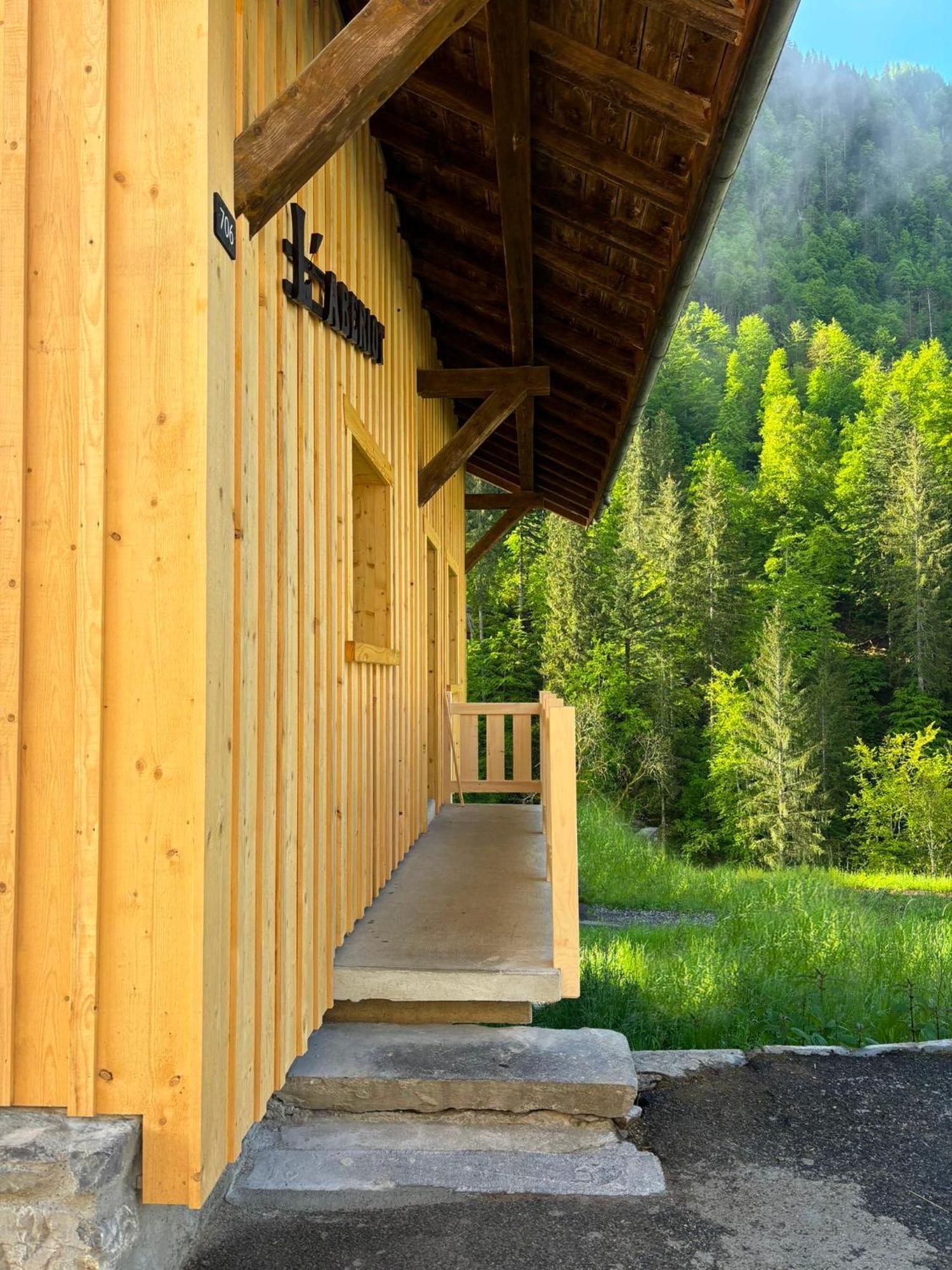 Chalet L'Aberiot Монрьон Экстерьер фото