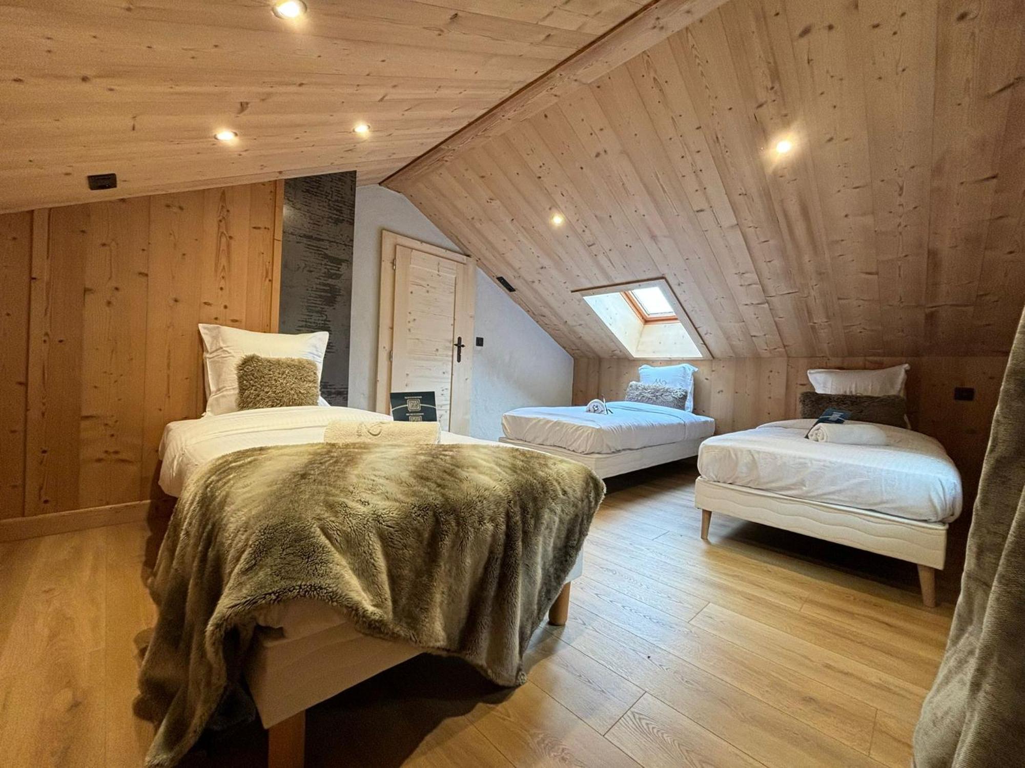 Chalet L'Aberiot Монрьон Экстерьер фото